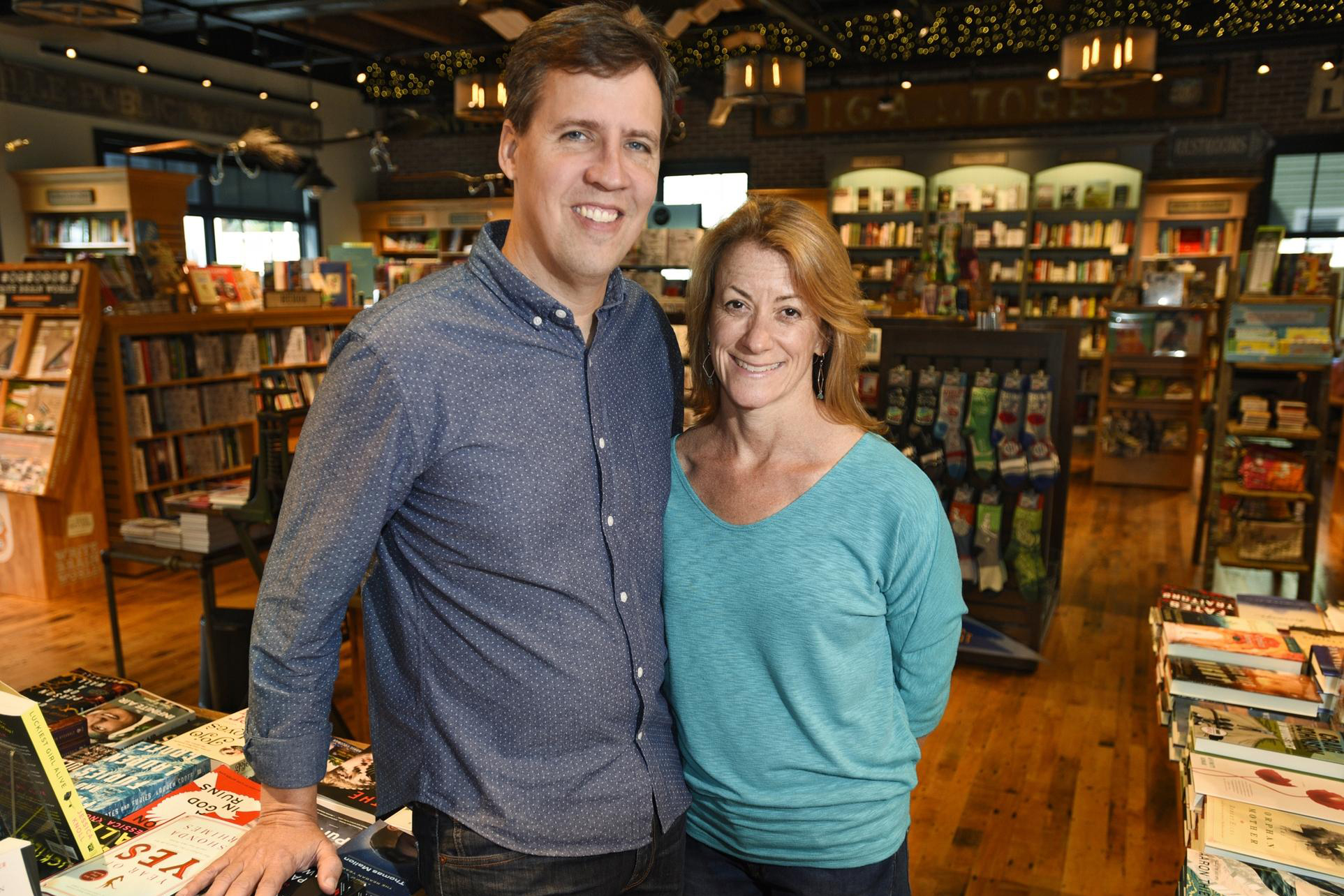 This image is of Julie Kinney, Marist Class of 1990, and her husband, Jeff Kinney, the creator of the best-selling series Diary of a Wimpy Kid.