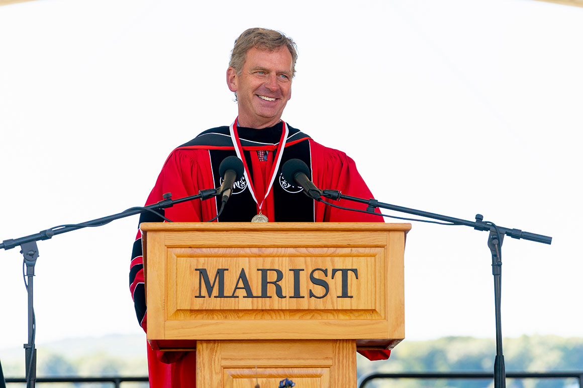 An image of Kevin Weinman being installed as Marist's fifth president.